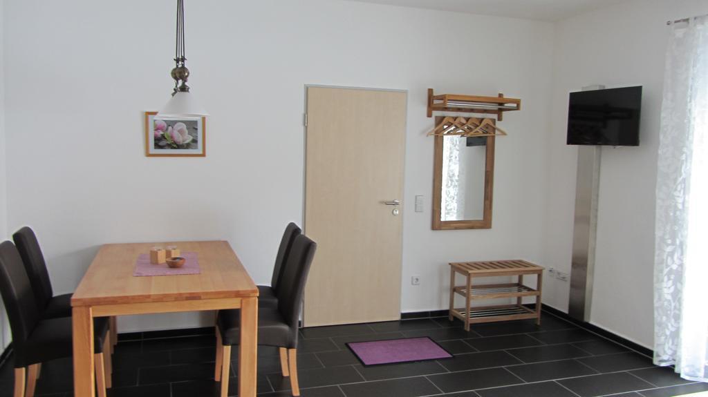 Ferienwohnung Am Alten Forsthaus Neuenbau Esterno foto